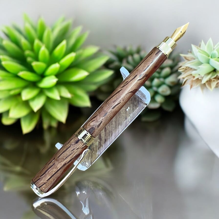 "HAIRY OAK FOUNTAIN PEN" ~ Turned Timber by Stephen Youngberry