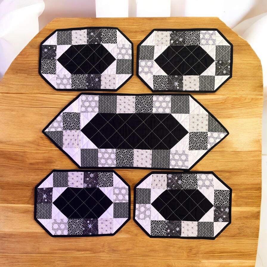 "TABLE RUNNER & PLACEMAT SET" ~ in Black & White by Kath Kingston