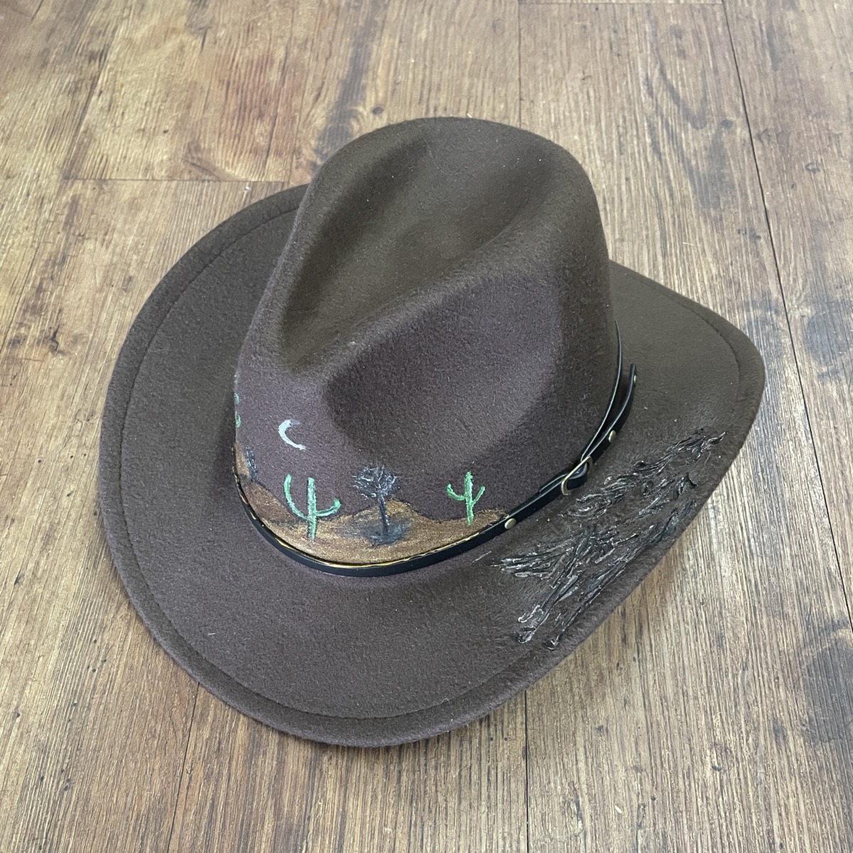 "CACTUS DESERT AND HORSE" ~ Decorated Felt Hat - Image 4