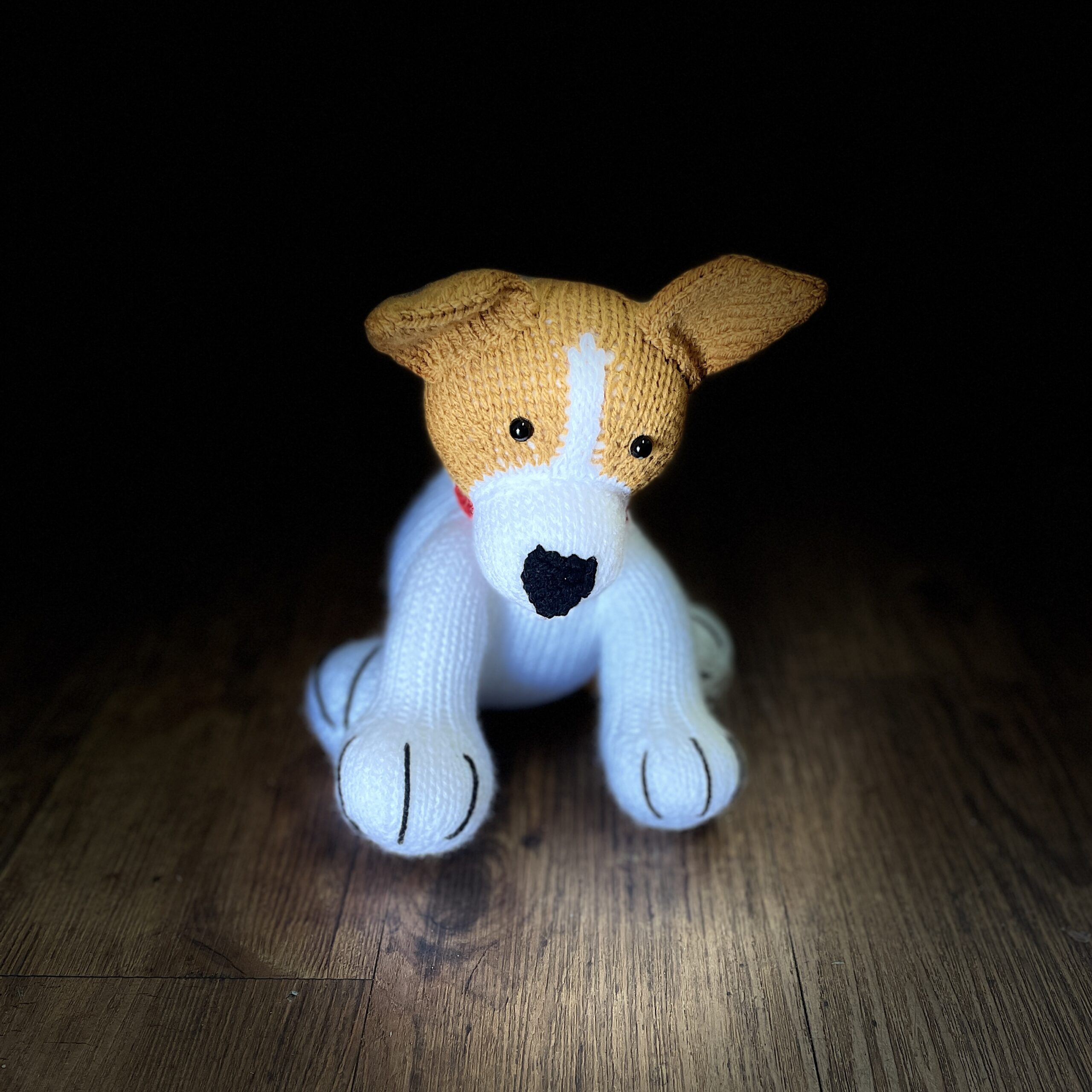 "TAN HEELER" ~ Hand Knitted Soft Toy by Lee Stewart - Image 3