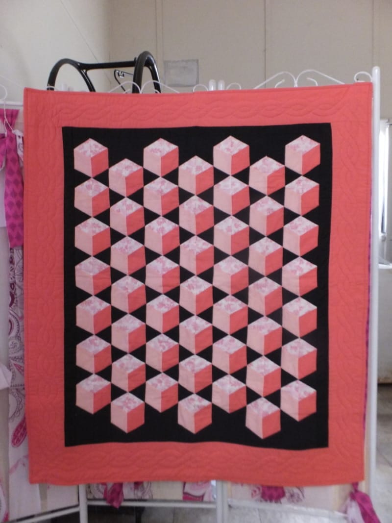 "TUMBLING BLOCKS" ~ Baby Quilt by Kath Kingston - Image 2