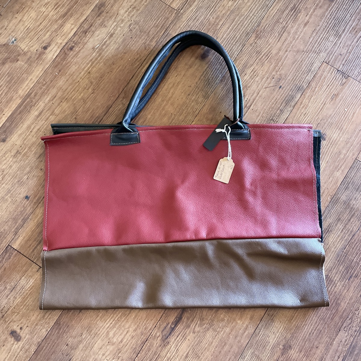 "FIREWOOD CARRIER" ~ Red & Tan Leather by Wanita Stanley - Image 6