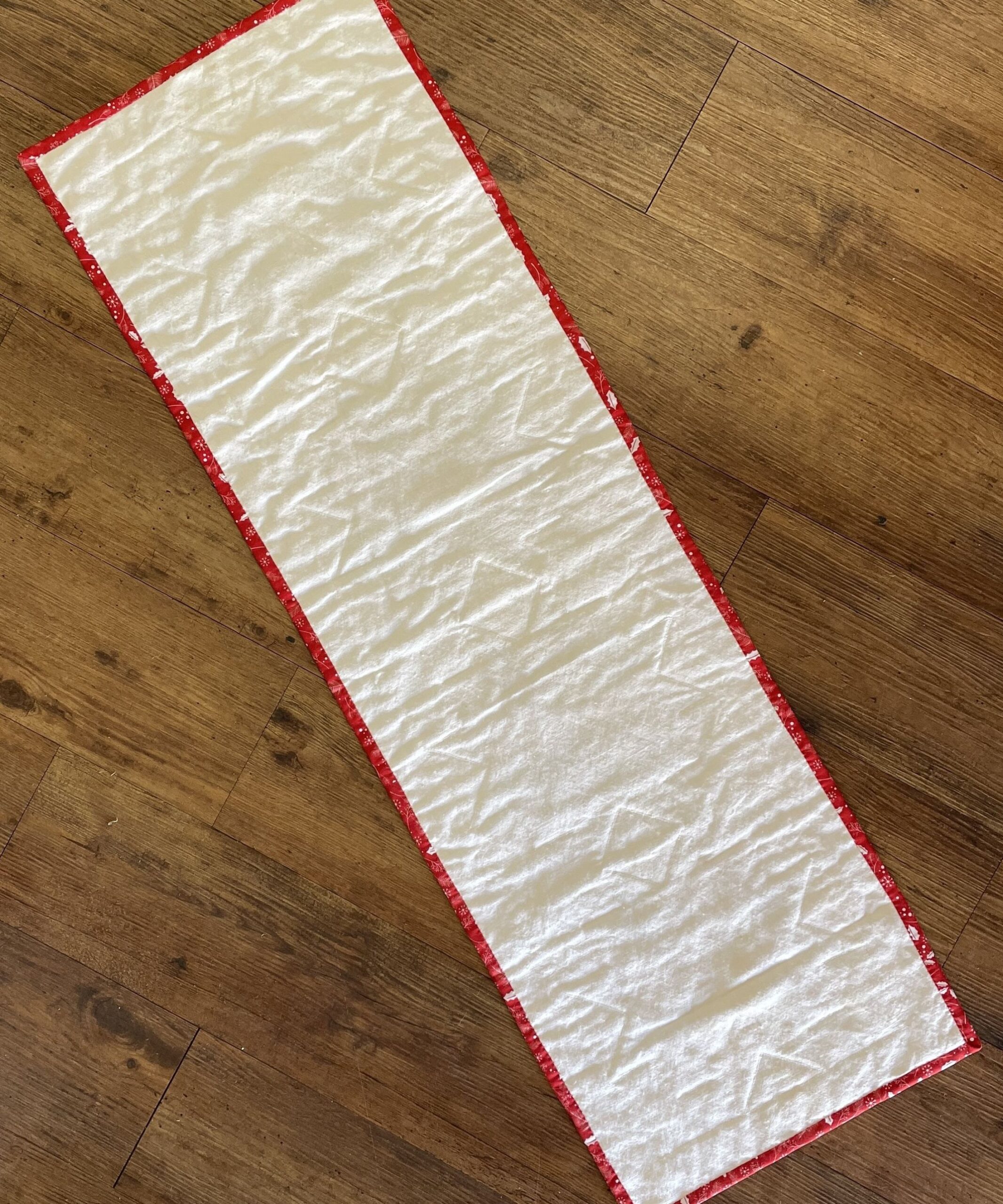 "CHRISTMAS POINSETTIA" ~ Hand Made Table Runner by Kath Kingston - Image 3