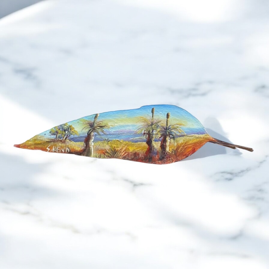 "GRASSTREES" ~ Original Oil Painting on Gum Leaf by Sue Hend-Russell - Image 5