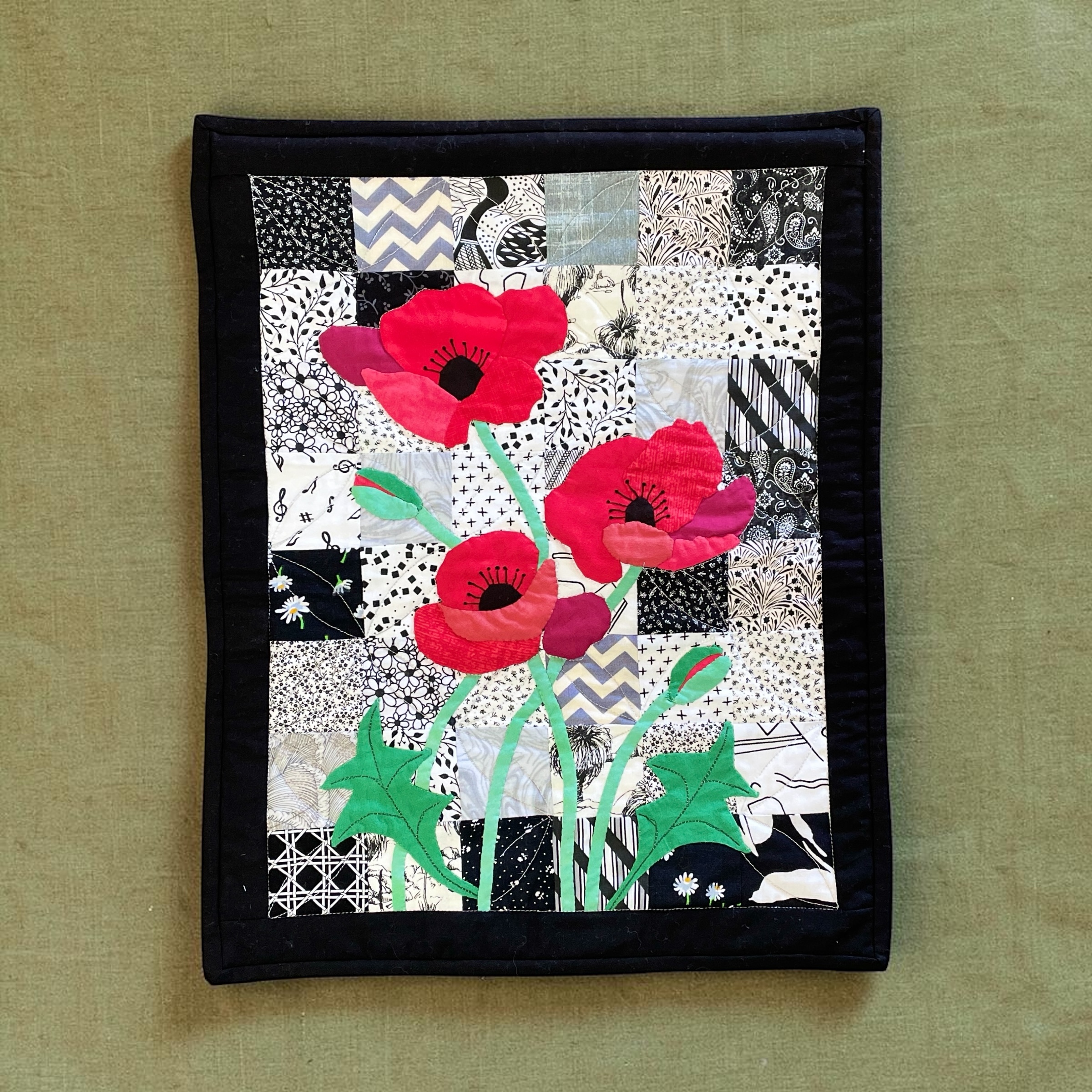 "POPPIES" Patchwork Wall Hanging by Kath Kingston - Image 5