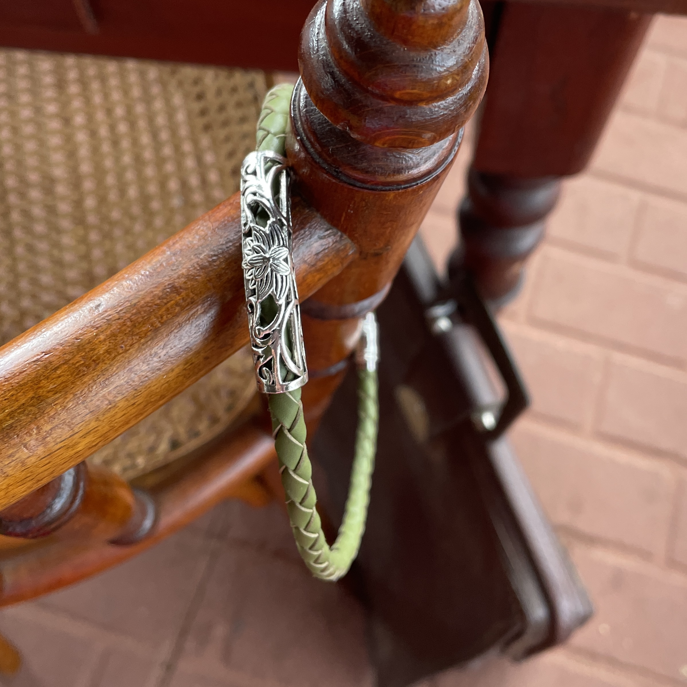 "PLAITED LEATHER NECKLACE" ~ in Khaki with Large Silver Bail by Wanita Stanley - Image 4