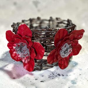"BARBED WIRE POT-HOLDER" ~ with Red Flowers by Lynelle Smith